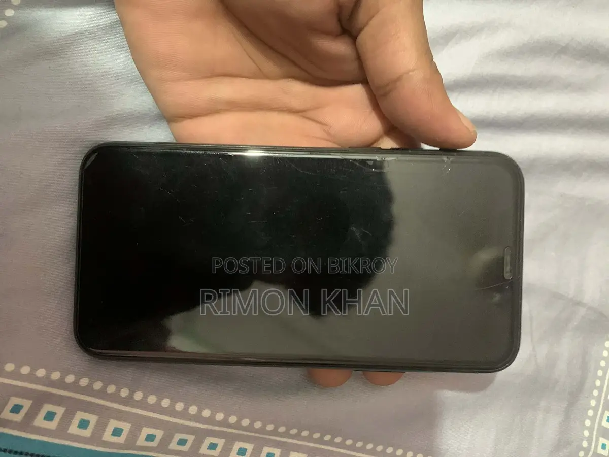 Apple iPhone 11 Pro (Used)