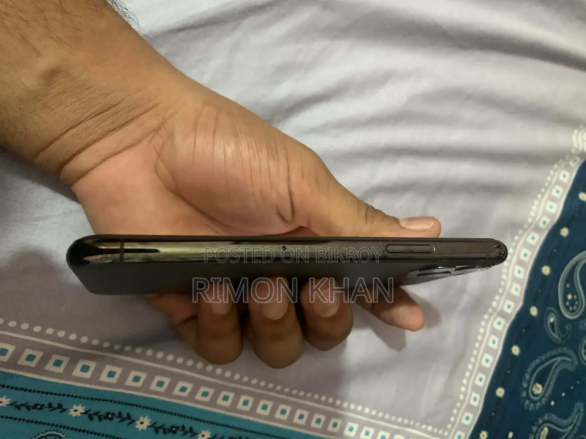 Apple iPhone 11 Pro (Used)