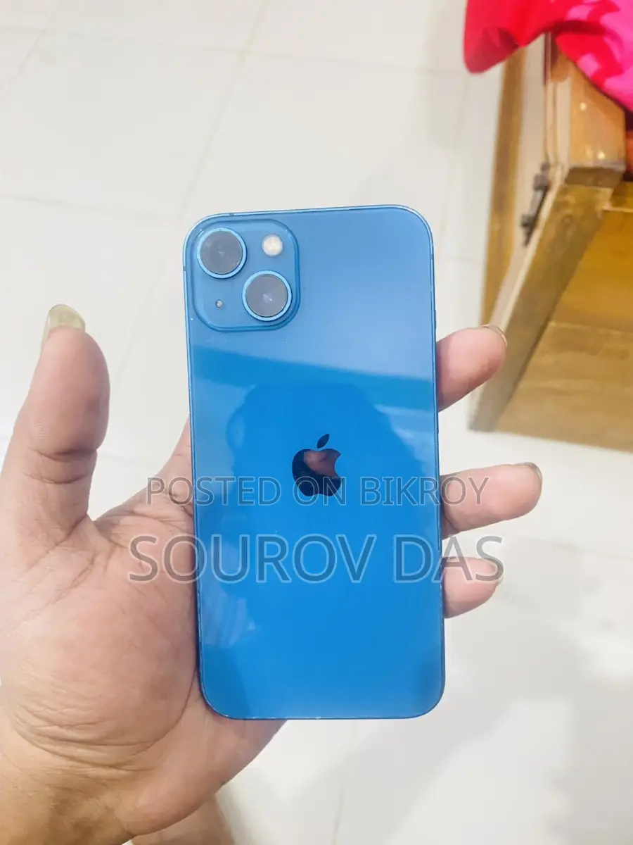 Apple iPhone 13 (Used)