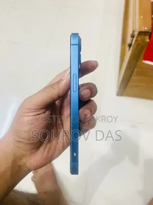 Apple iPhone 13 (Used)