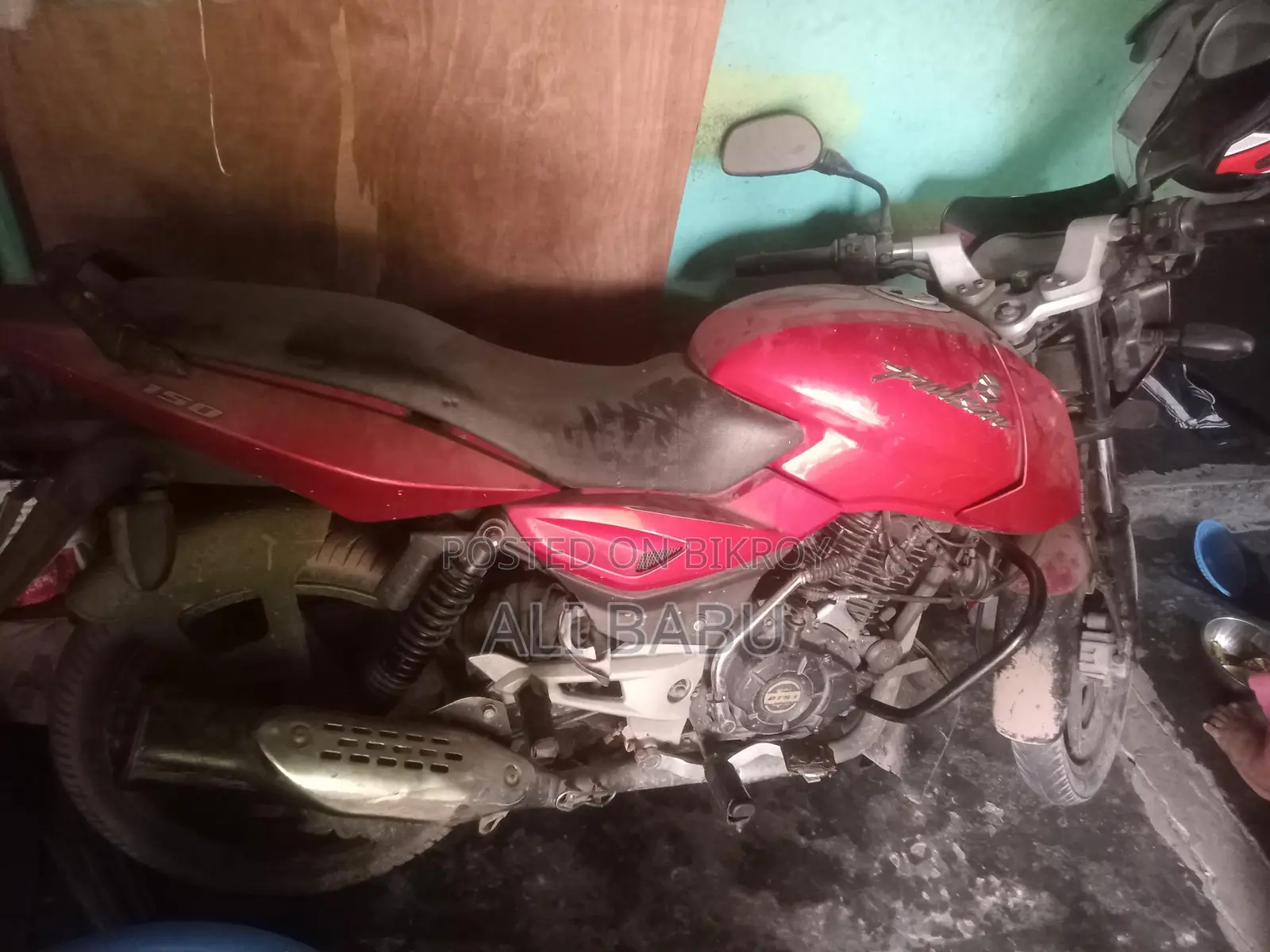 Bajaj Pulsar 150 . 2026