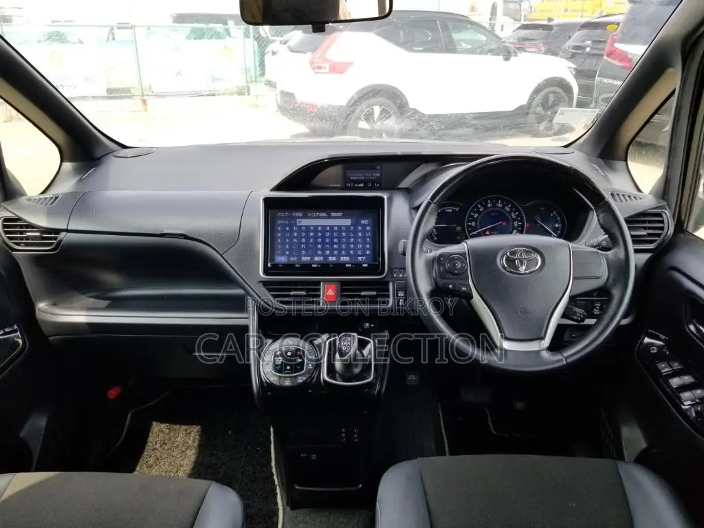 Toyota Noah 2020