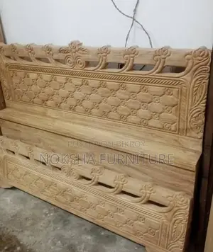 Attractive 2.5" Solid Wood Bed at Wholesale Price