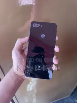 Xiaomi Mi 8 Lite 4 64 (Used)