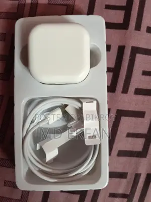 iPhone 14 Pro Max Charger