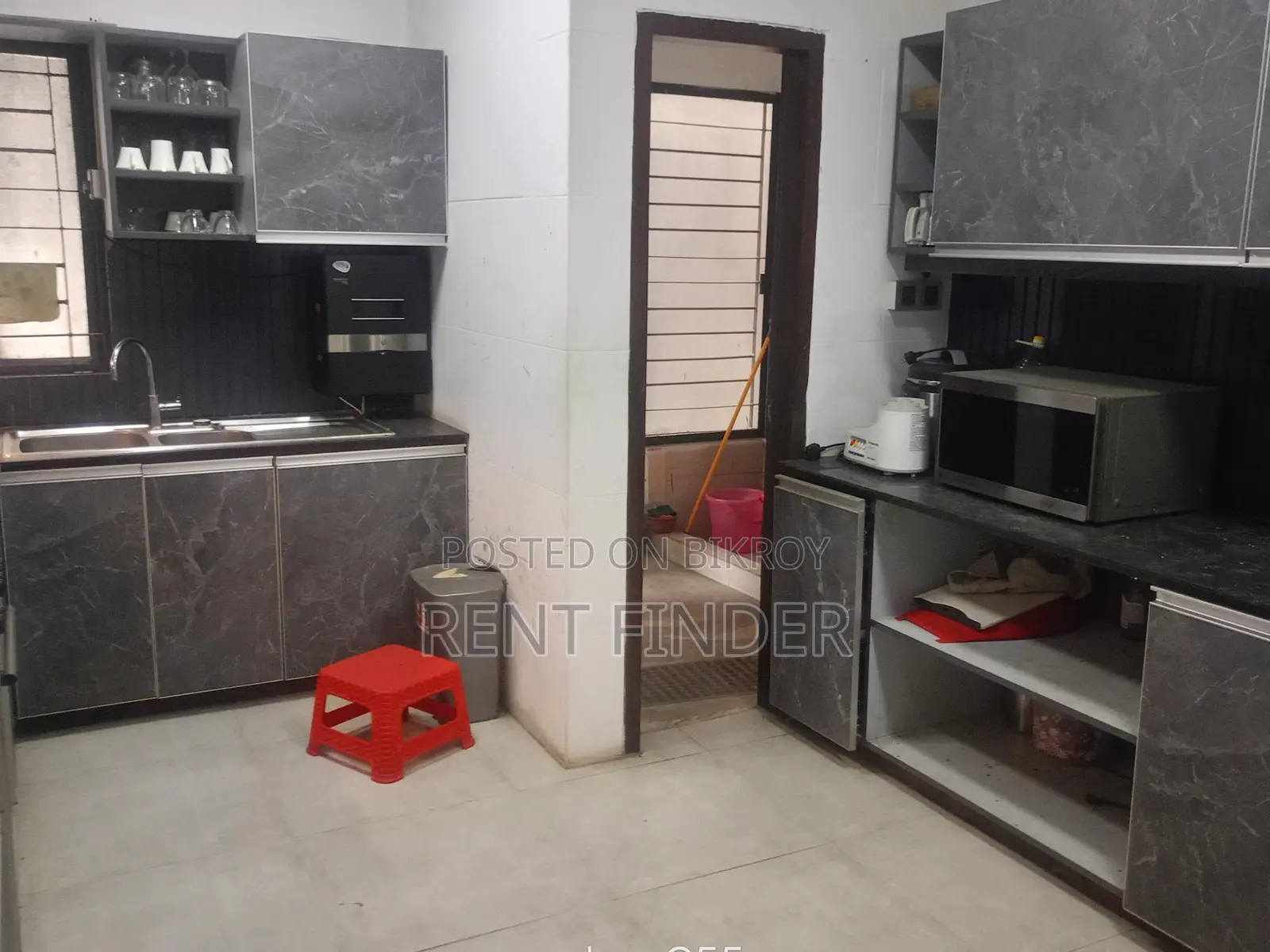 LUXURY FULLY FURNISHED APARTMENT