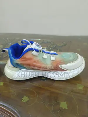 ছেলেদের জুতা