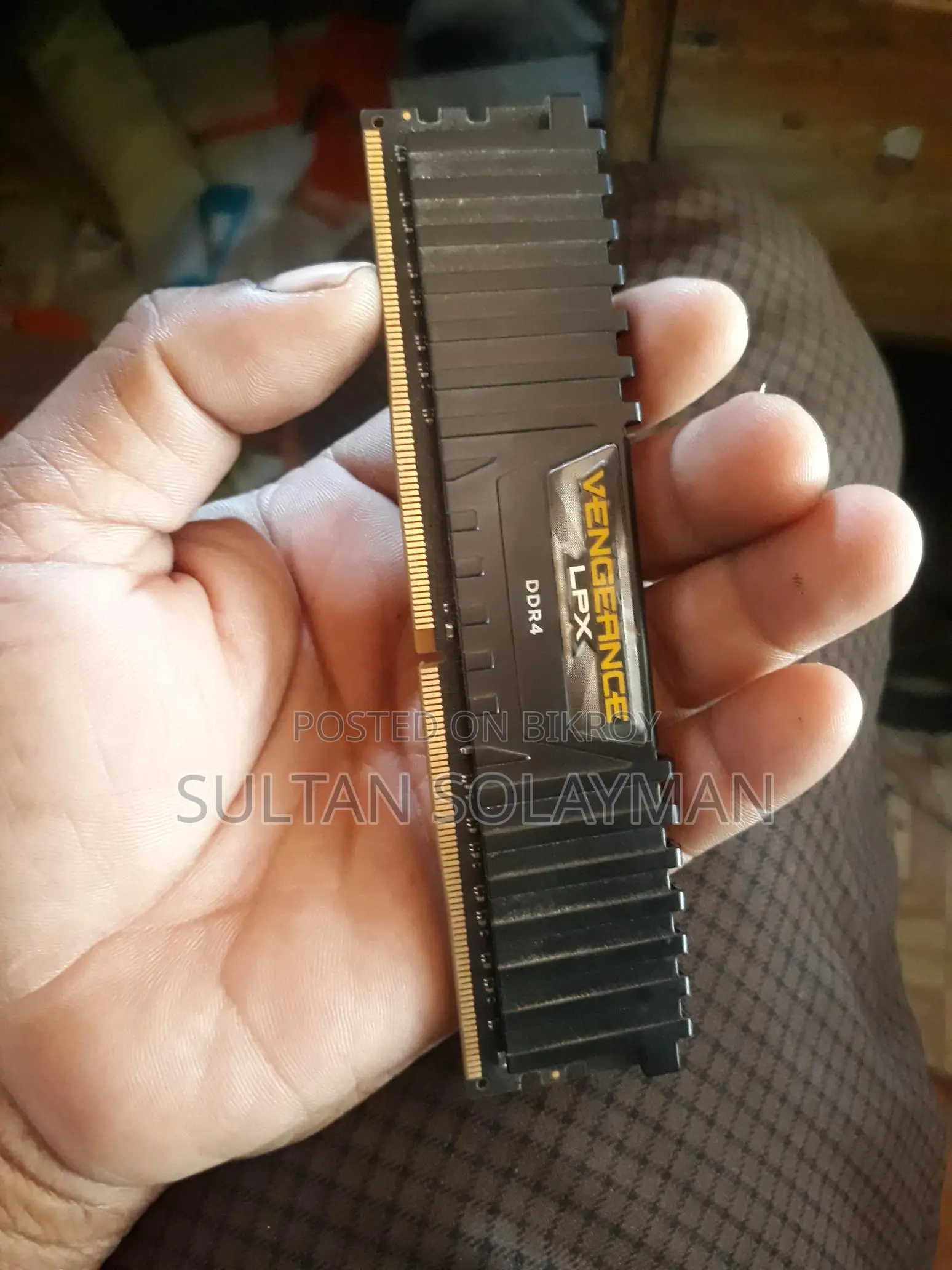 Corsair 4GB 2400