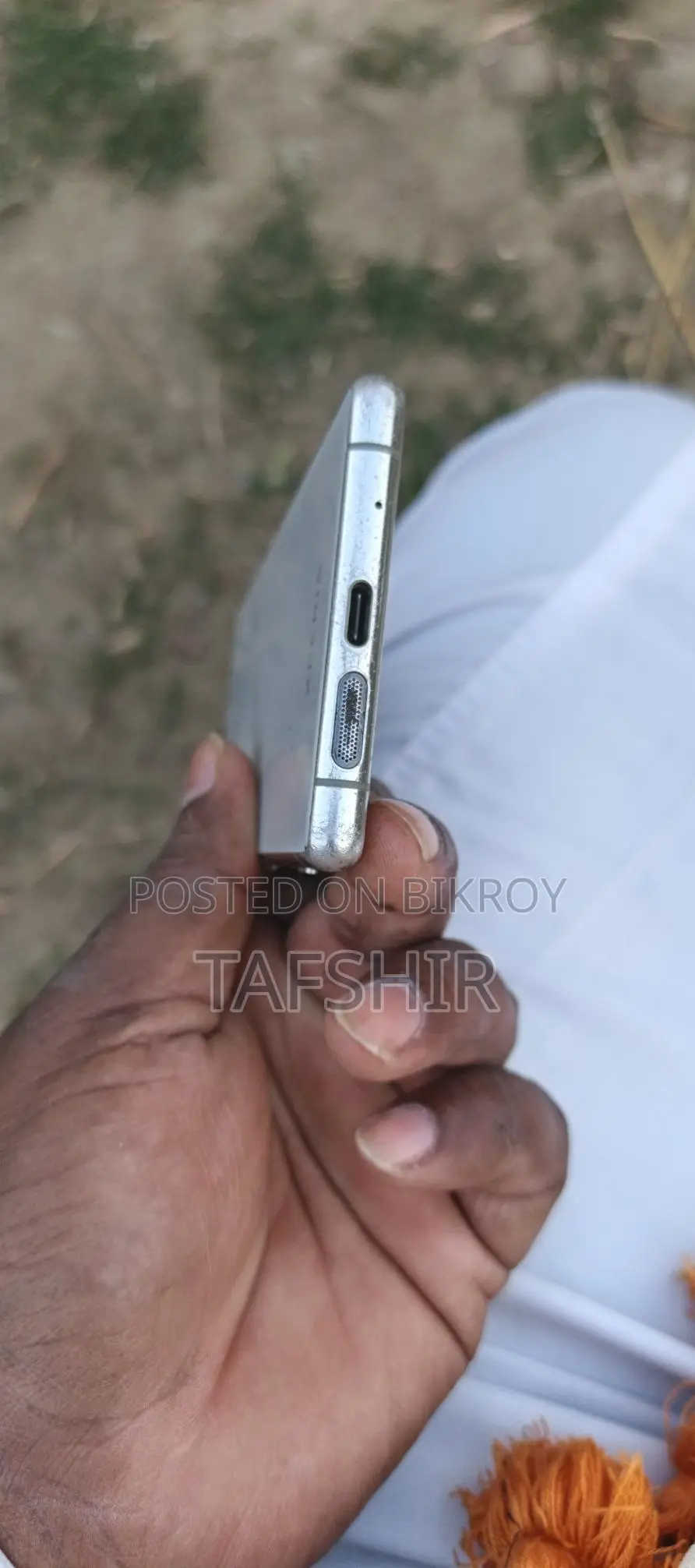 Sony Xperia 5 II . (Used)