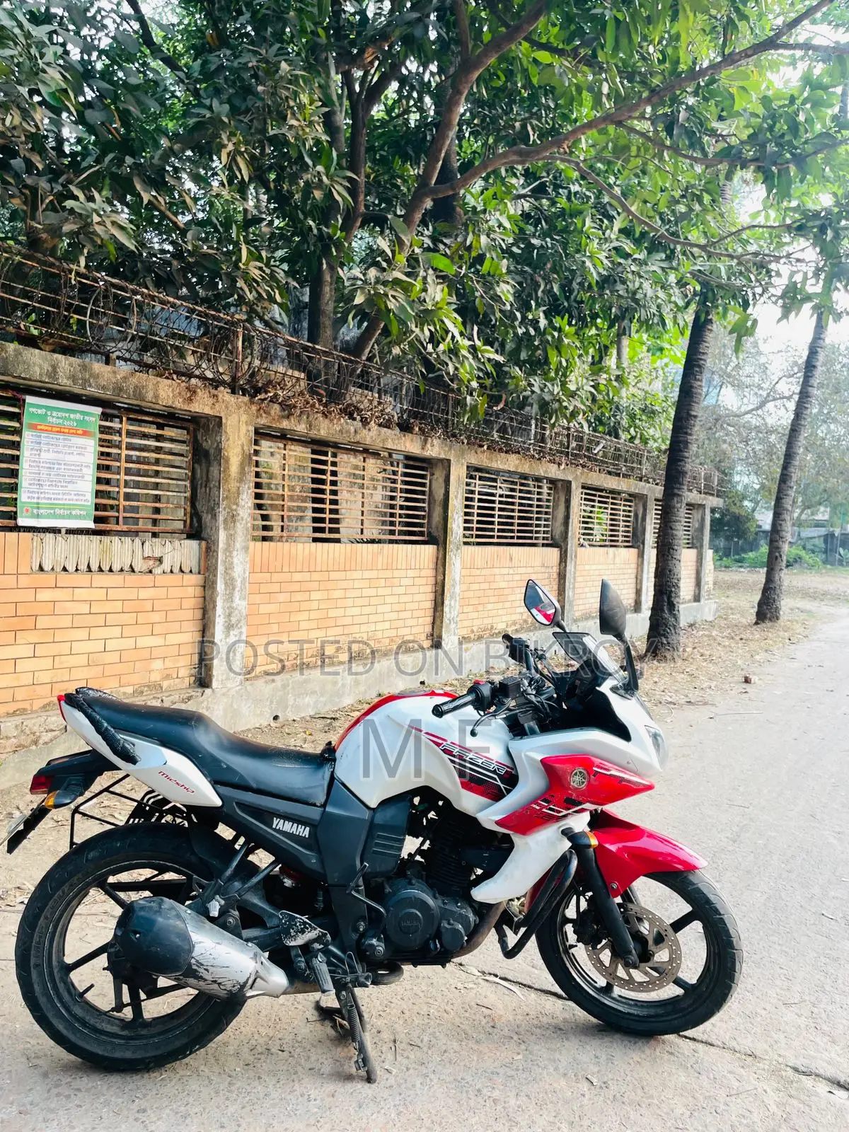 Yamaha Fazer v1 2014