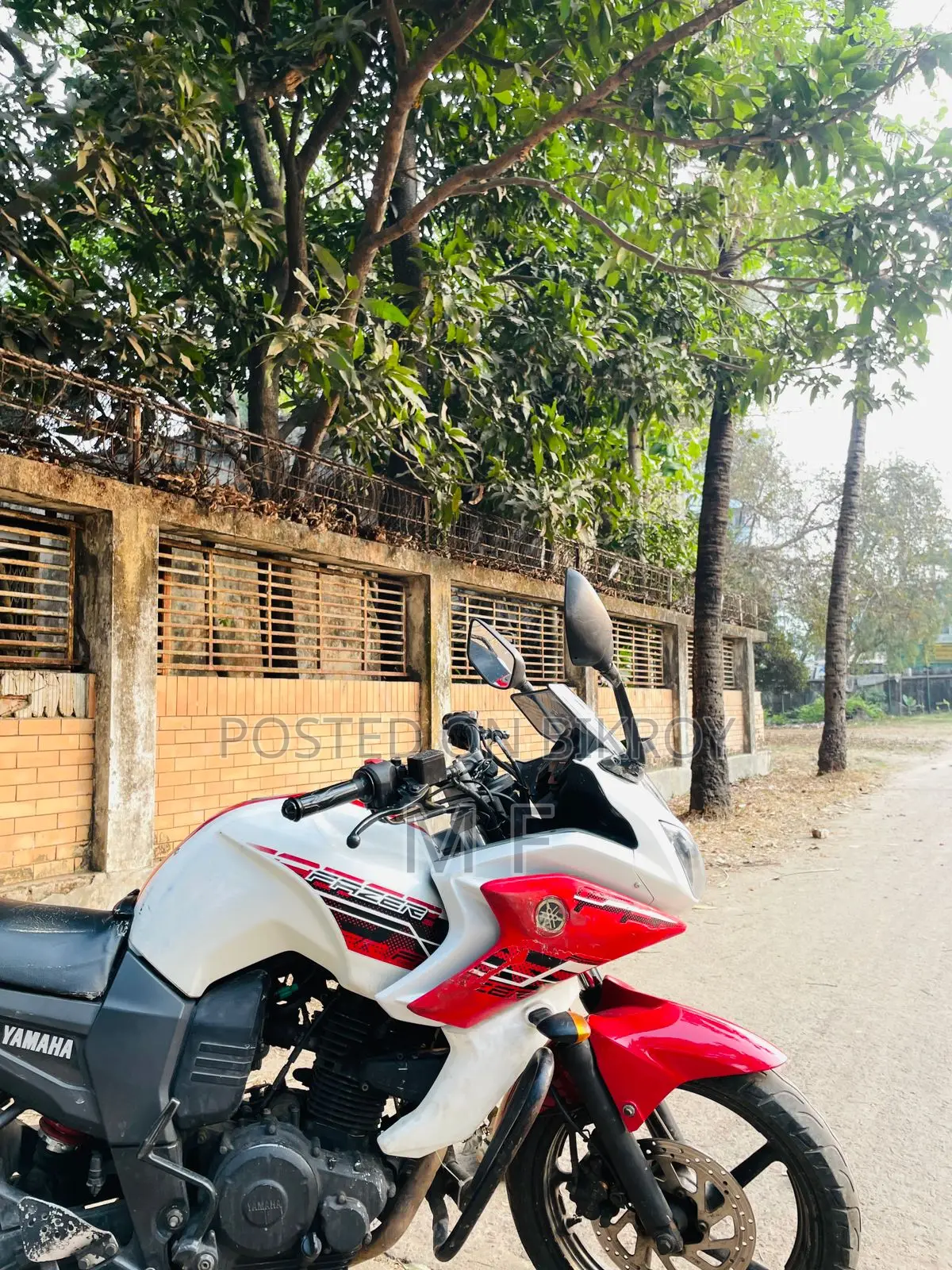 Yamaha Fazer v1 2014