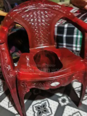 Commode chair