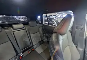 টয়োটা করোলা ক্রস জেড পার্ল হার্ডটপ ২০২২