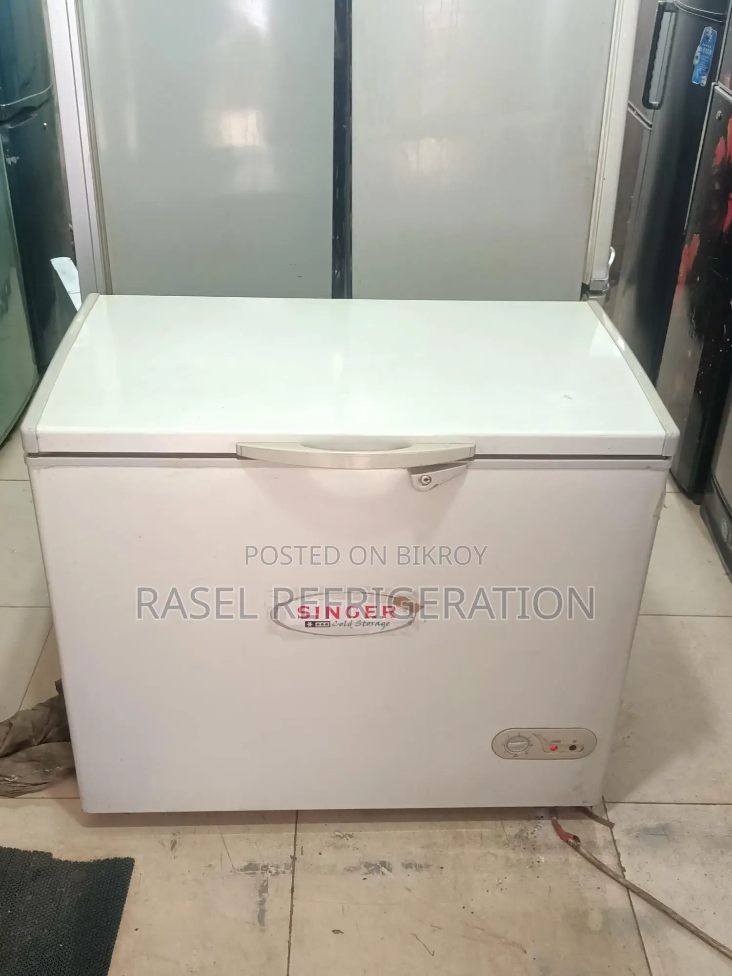 250 Liter deep freezer for sale at a low price. 15 days replacement warranty.