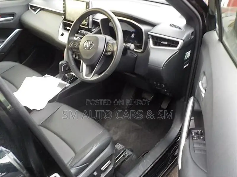Toyota Corolla Cross Z Black Hardtop 2023