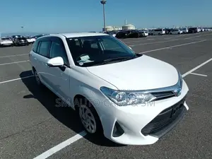Toyota Fielder Hybrid EX White 2020