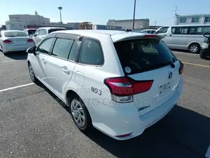 Toyota Fielder Hybrid EX White 2020