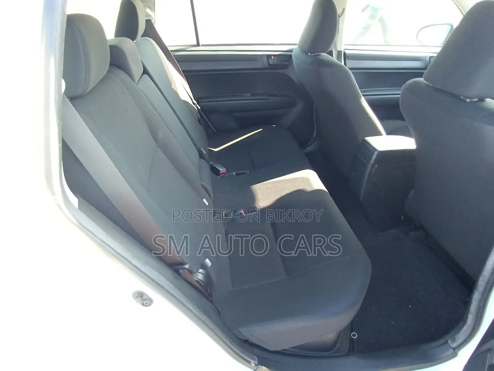 Toyota Fielder Hybrid EX White 2020