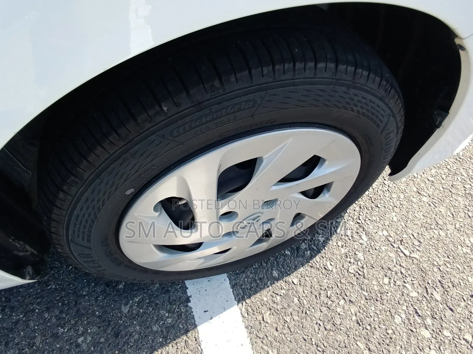 Toyota Fielder Hybrid EX White 2020