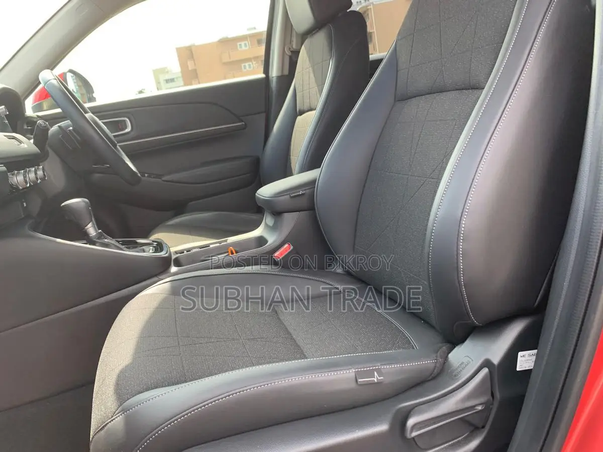 Honda Vezel Z PKG HYBRID 2021