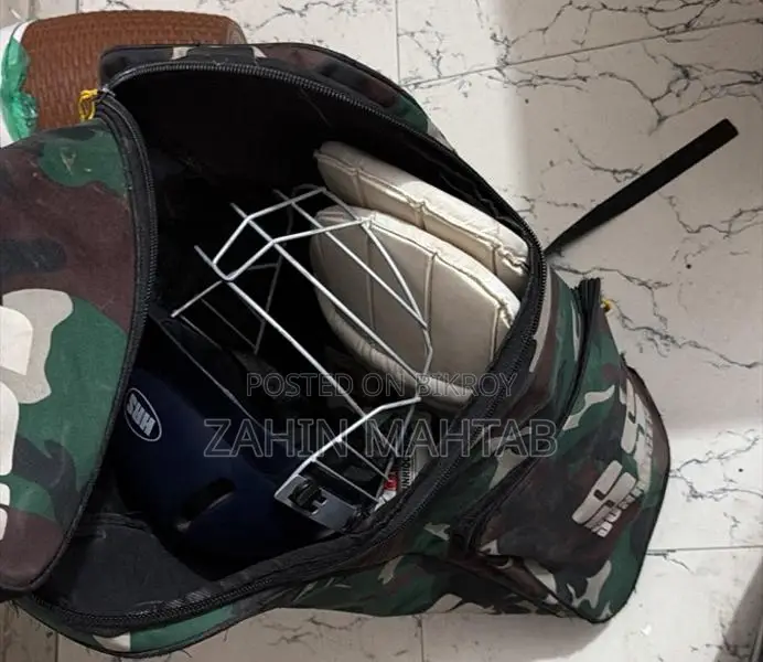 Cricket Equipments Set with Carrying Bag
