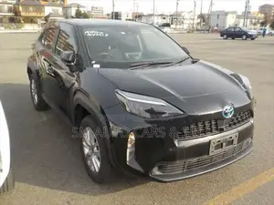 Toyota Yaris Cross G Black 360 Camera 2022