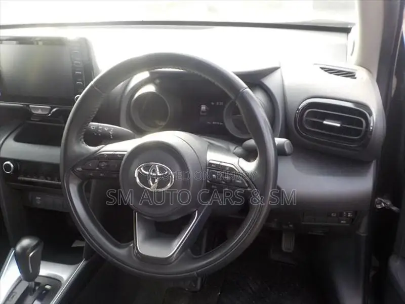 Toyota Yaris Cross G Black 360 Camera 2022