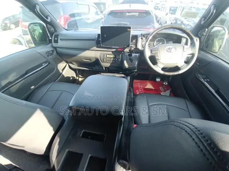 Toyota Hiace Super GL Dark Prime2 2023