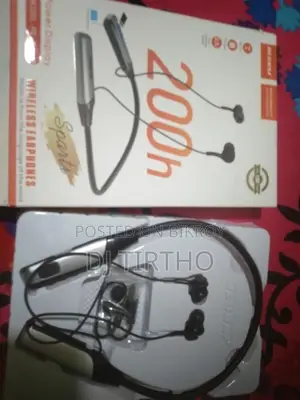 ওয়্যারলেস ইয়ারফোন