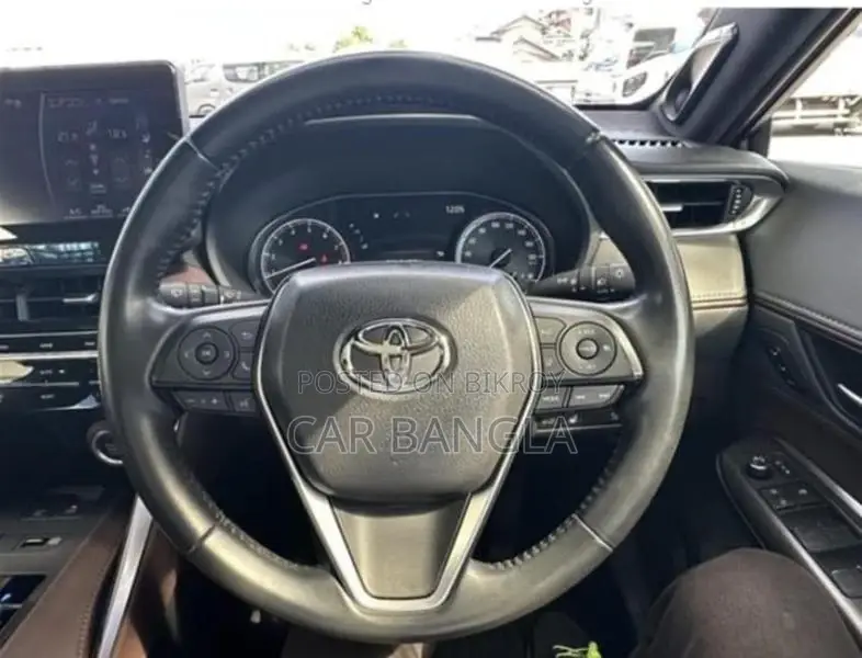 Toyota Harrier Z LEATHER NON HY. 2021
