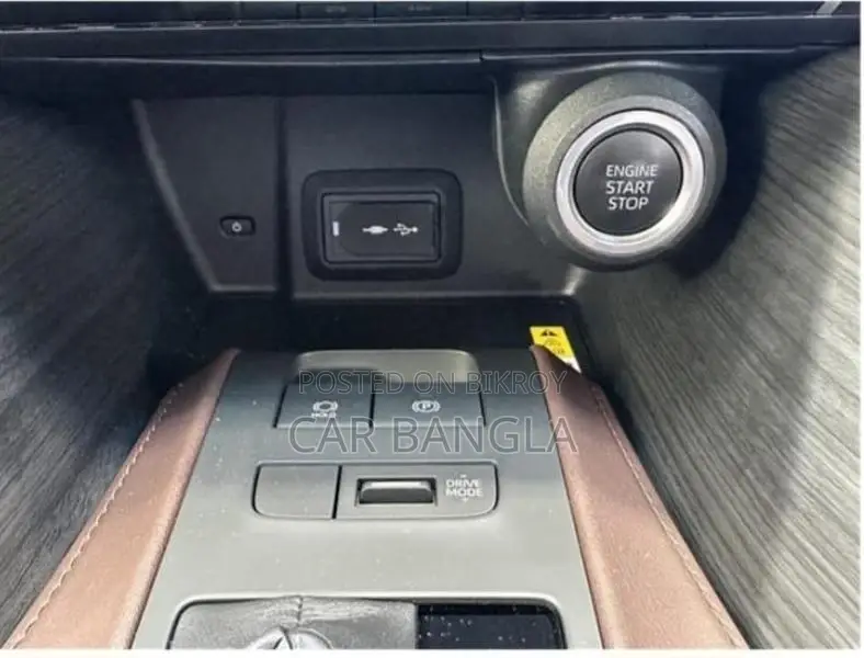 Toyota Harrier Z LEATHER NON HY. 2021