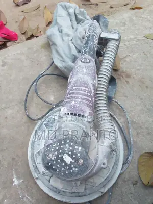 দেয়াল ঘষা মাজার কাজে ব্যবহার করা হয়