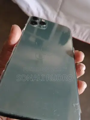 Apple iPhone 11 Pro Max . (Used)