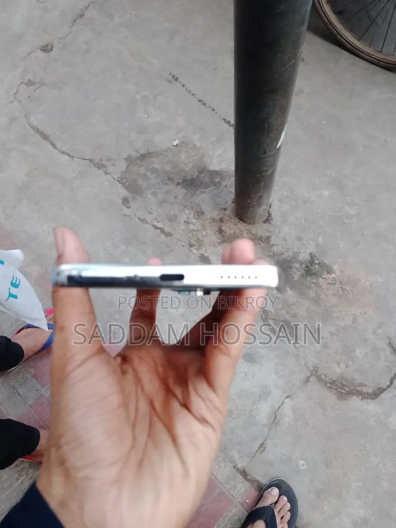 Tecno Cemon 40 Pro . (Used)