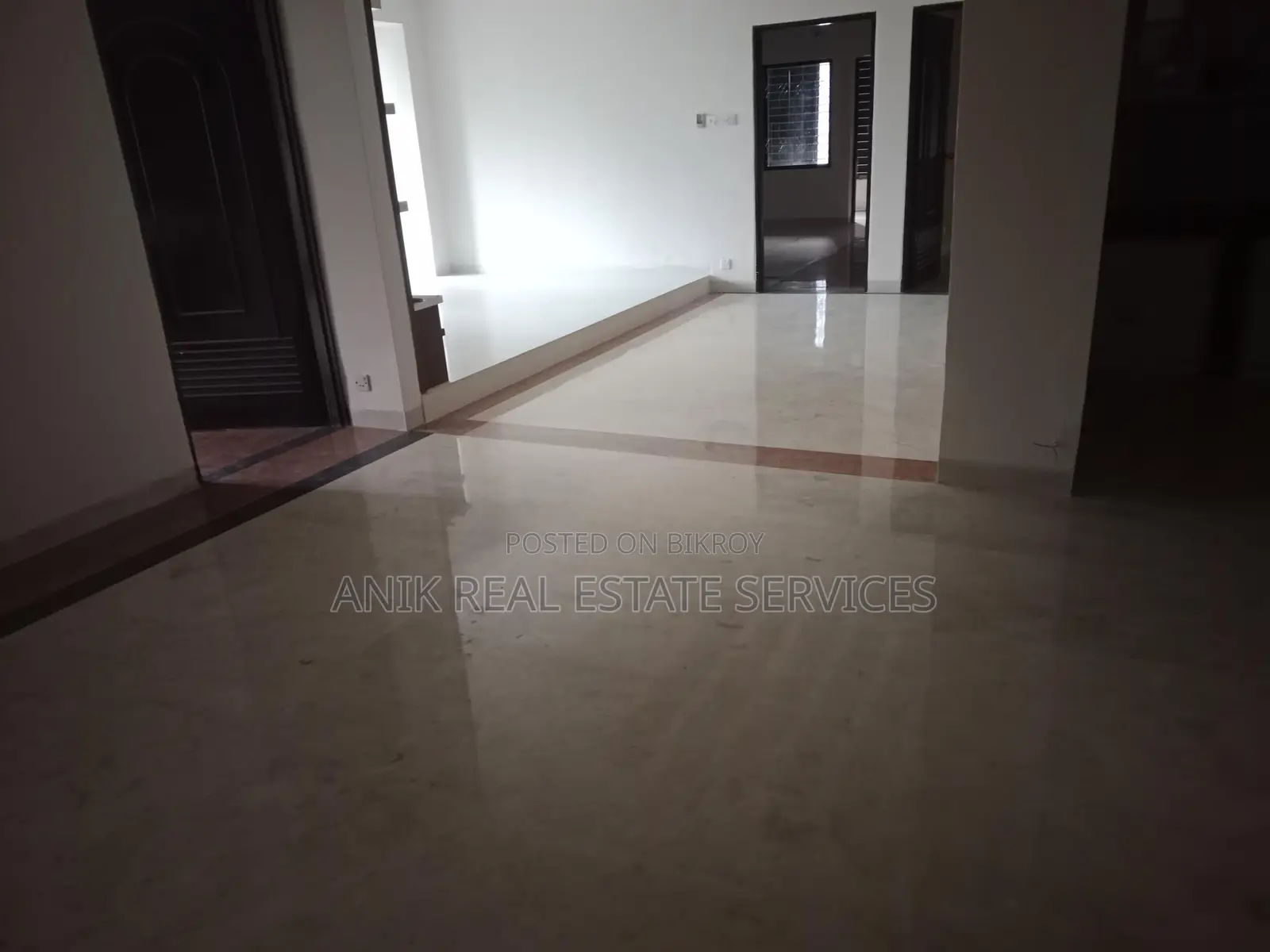 Good Quality 3 Bedroom Un Farnised Flat Rent At Gulshan 2