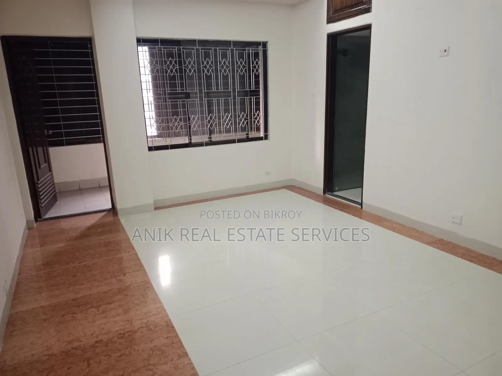 Good Quality 3 Bedroom Un Farnised Flat Rent At Gulshan 2