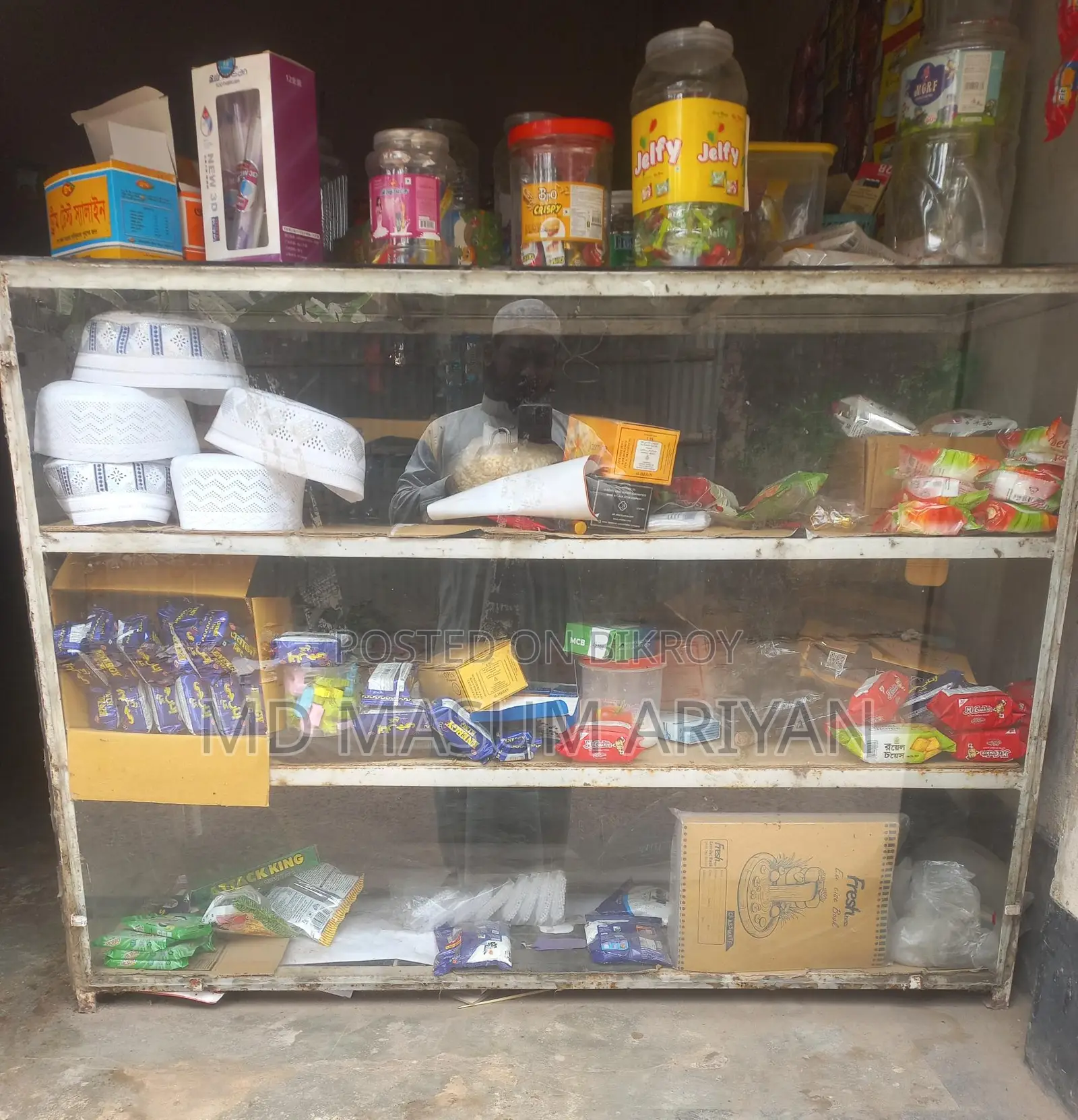 Shop front display rack