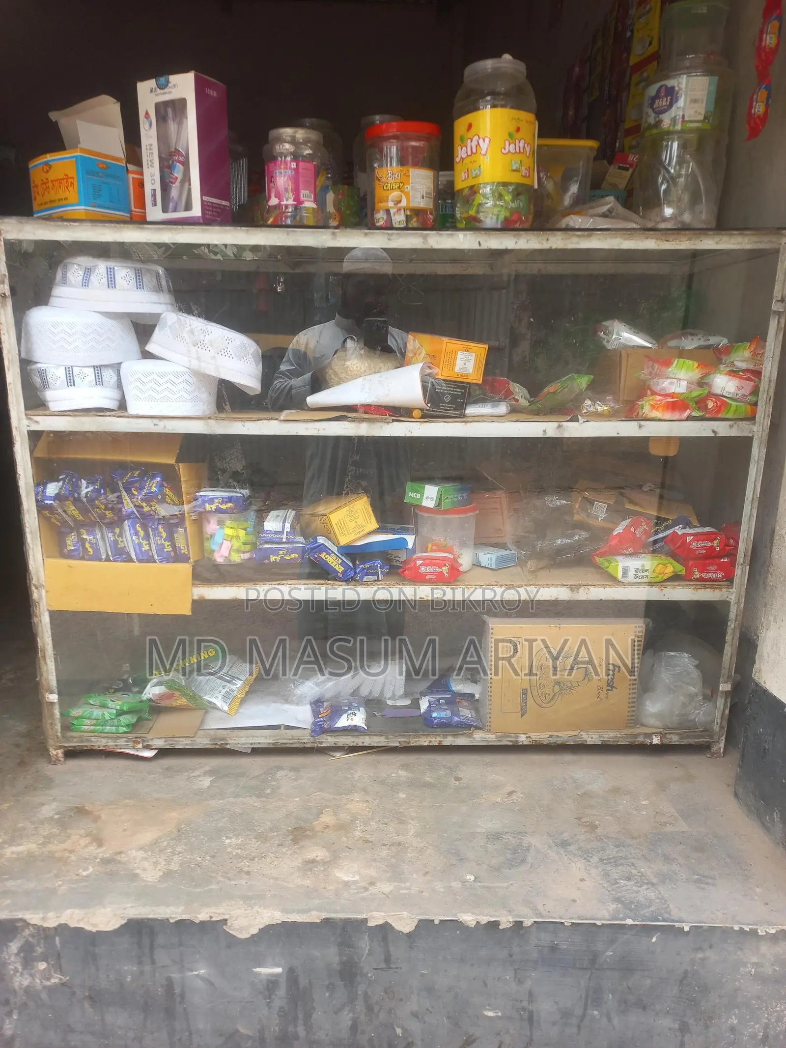 Shop front display rack