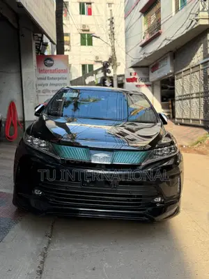 Toyota Harrier SUNROOF OLD SHAPE 2020