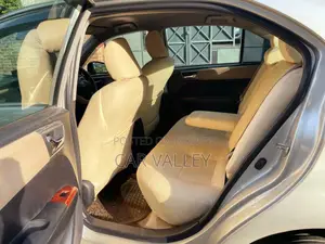 Toyota Axio luxel 2012