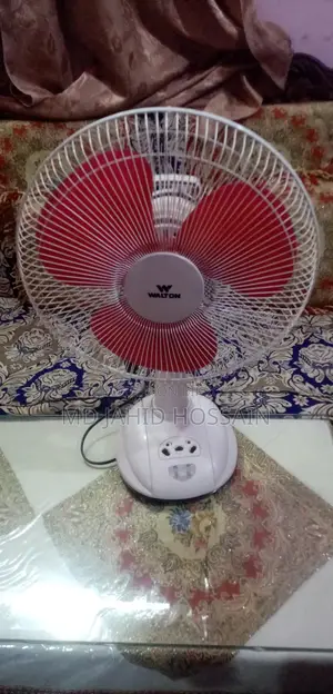 Walton Rechargeable Fan 14"