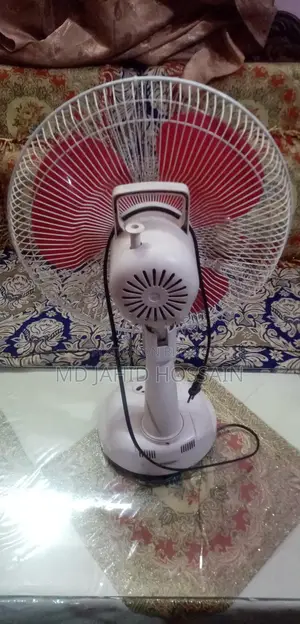 Walton Rechargeable Fan 14"