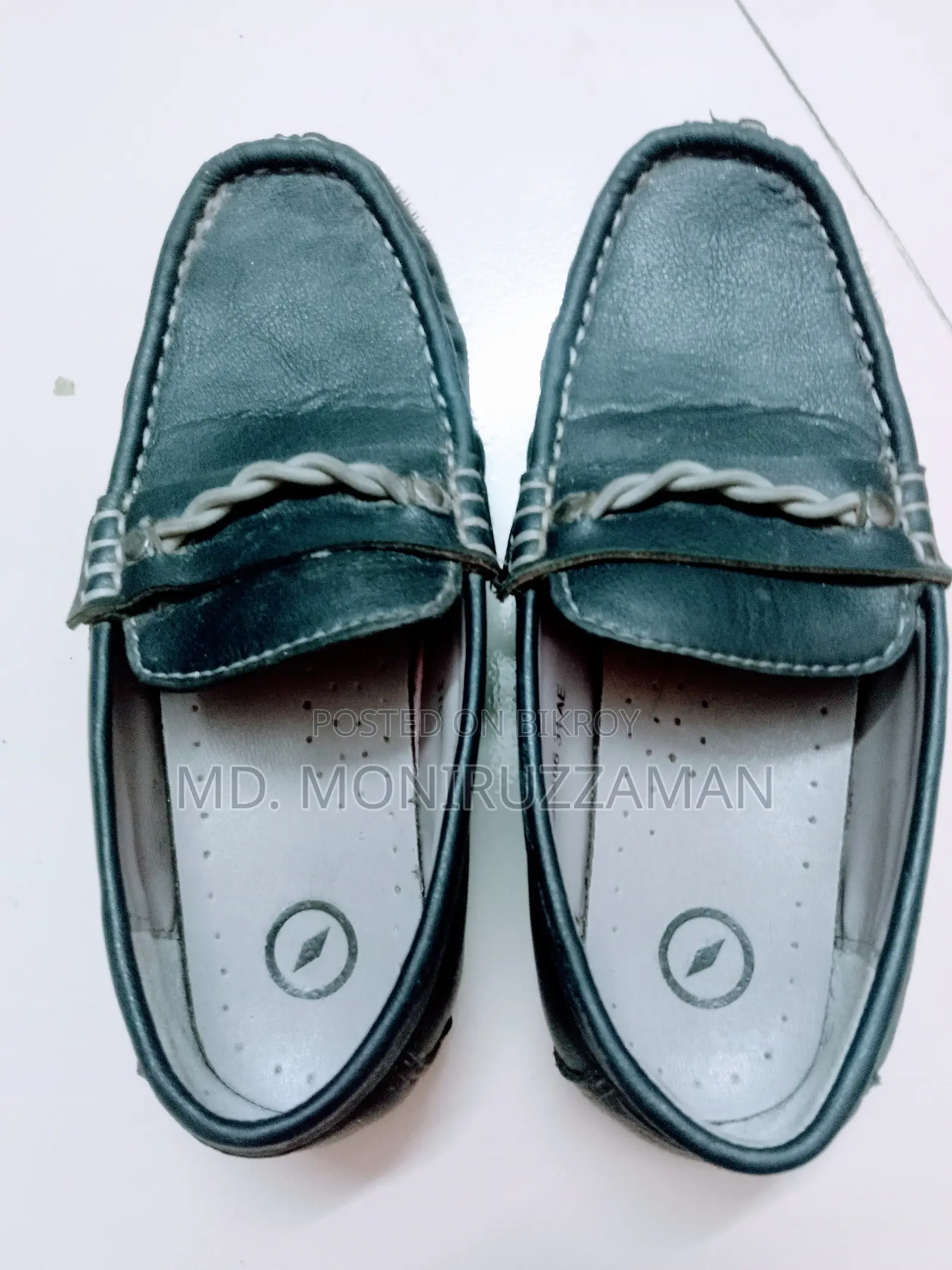 Apex brand black loafer shoes, brand new, used once