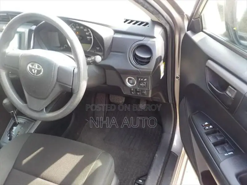 Toyota Axio EX 2021