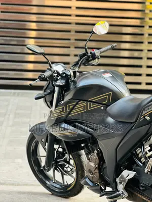 Suzuki Gixxer 250 almost new 2026