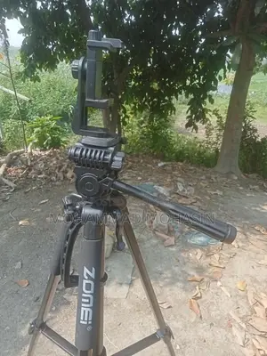 Zomei T120 Aluminum Alloy Tripod with Bag - Unused and Fresh