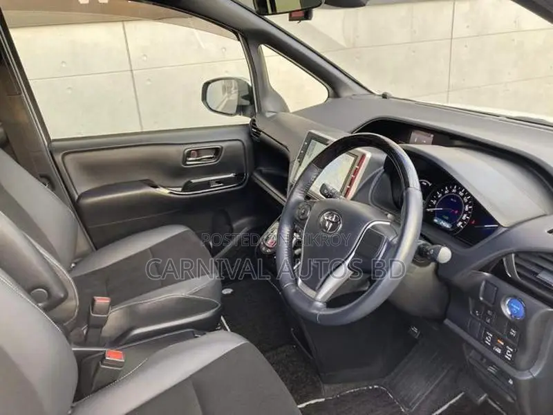 Toyota Noah SI WXB PORT READY 2021
