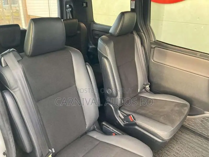 Toyota Noah SI WXB PORT READY 2021