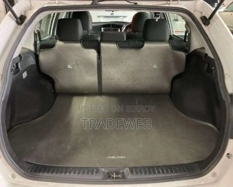 Toyota Corolla Fielder 2020 White