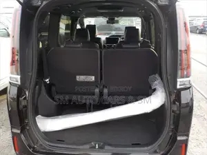 Toyota Esquire Non Hybrid Gi Black 2021